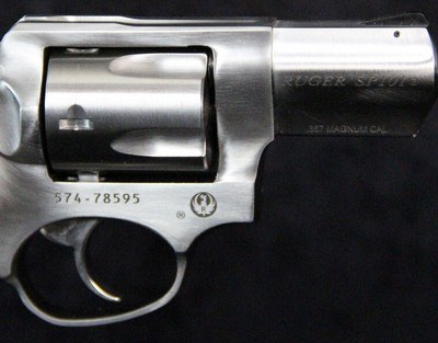 Ruger SP101 - Image 2 of 15