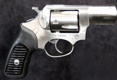 Ruger SP101 - Image 1 of 15