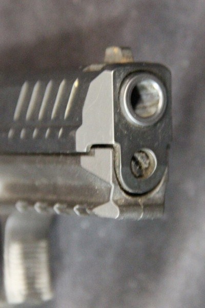 Heckler & Koch VP9 - Image 11 of 15