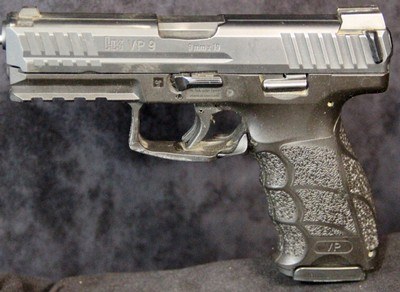 Heckler & Koch VP9 - Image 2 of 15