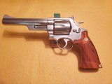 Smith & Wesson ~ Model 629-1 ~ .44 Magnum - 3 of 5