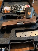SIG 1911 SPARTAN 45 4.3 - 2 of 6