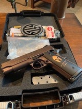 SIG 1911 SPARTAN 45 4.3 - 1 of 6