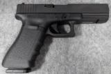 GLOCK 17 PISTOL - 1 of 4