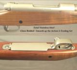 WINCHESTER MOD 70- LEFT HAND- 375 H&H- CLASSIC STAINLESS- 24" Bbl.- CONTROL ROUND FEED- OVERALL 98%- WALNUT STOCK- TOTAL STAINLESS - 2 of 3