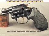 SMITH & WESSON .38 S&W SPECIAL MODEL 36 - DOUBLE ACTION REVOLVER - 1 7/8