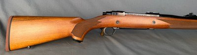 Ruger M77 Hawkeye Hunter LEFT HAND in 416. Ruger  LIKE NEW 100% WOOD 100% Checkering 100% Blue - Image 1 of 13