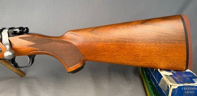 Ruger M77 Hawkeye Hunter LEFT HAND in 416. Ruger  LIKE NEW 100% WOOD 100% Checkering 100% Blue - Image 4 of 13