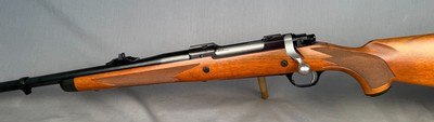 Ruger M77 Hawkeye Hunter LEFT HAND in 416. Ruger  LIKE NEW 100% WOOD 100% Checkering 100% Blue - Image 10 of 13