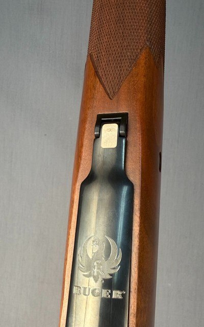 Ruger M77 Hawkeye Hunter LEFT HAND Threaded in 375 Ruger  LIKE NEW 100% WOOD 100% Checkering 100% Blue - Image 12 of 12