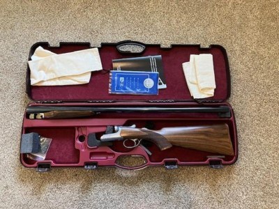Beretta 486 Paralello 12ga 30" Fixed choke IC/MOD w/Pistol Grip - Image 1 of 9