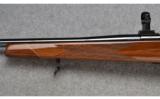 Weatherby ~ Mark V Deluxe ~ .300 Weatherby Mag. - 8 of 9