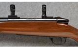 Weatherby ~ Mark V Deluxe ~ .300 Weatherby Mag. - 4 of 9