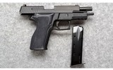 Sig Sauer ~ P226 ~ 9mm - 3 of 4