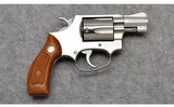 Smith & Wesson ~ 60 Chief's Special ~ .38 S&W Spec. - 1 of 3