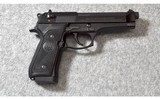 Beretta ~ 92FS ~ 9mm - 1 of 4
