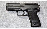 Heckler & Koch ~ USP ~ .40 S&W - 2 of 4