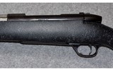 Weatherby ~ Mark V ~ .300 Wby. Magnum - 4 of 9
