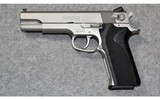 Smith & Wesson ~ 4506-1 ~ .45 Auto - 2 of 4