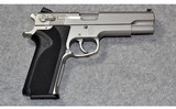 Smith & Wesson ~ 4506-1 ~ .45 Auto - 1 of 4