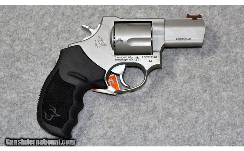 Taurus ~ Tracker Talo ~ .44 Remington Magnum