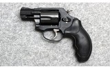 Smith & Wesson ~ M360J Airweight ~ .38 S&W Special - 2 of 3