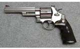 Smith & Wesson ~ 629-6 ~ .44 Rem. Magnum - 2 of 3