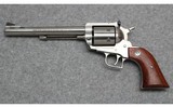 Ruger ~ New Model Super Blackhawk ~ .44 Rem. Magnum - 2 of 3