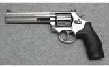 Smith & Wesson ~ 686-6 ~ .357 S&W Magnum - 2 of 3