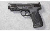 Smith & Wesson ~ M&P10mm M2.0 ~ 10mm Auto - 2 of 4