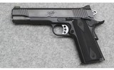 Kimber ~ Custom II ~ .45 Auto - 2 of 4