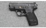 Smith & Wesson ~ M&P 40 Shield M2.0 ~ .40 S&W - 2 of 4