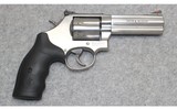 Smith & Wesson ~ 686-6 ~ .357 S&W Magnum - 1 of 3