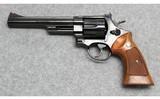 Smith & Wesson ~ 29-10 ~ .44 Remington Magnum - 2 of 3