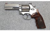 Smith & Wesson ~ 686-6 ~ .357 S&W Magnum - 2 of 3