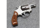 Smith & Wesson ~ Model 60 ~ .38 Special