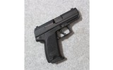 HK ~ USP Compact ~ .40 S&W - 1 of 2