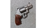 Smith & Wesson ~ 629-6 Performance Center ~ .44 Magnum - 1 of 2