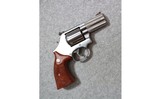 Smith & Wesson ~ 686-6 ~ .357 Magnum