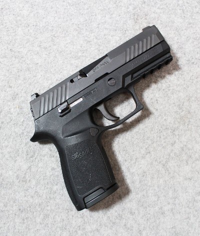 Sig Sauer ~ P320 Compact Medium ~ 9mm Luger