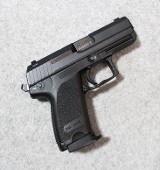 HK ~ USP Compact ~ .40 S&W - 1 of 2