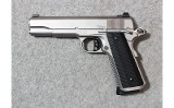 Dan Wesson ~ Valor ~ .45 Auto - 2 of 3