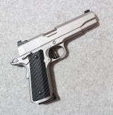 Dan Wesson ~ Valor ~ .45 Auto - 1 of 3