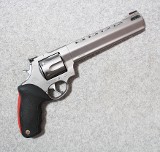 Taurus ~ Raging Bull ~ .44 Remington Magnum
