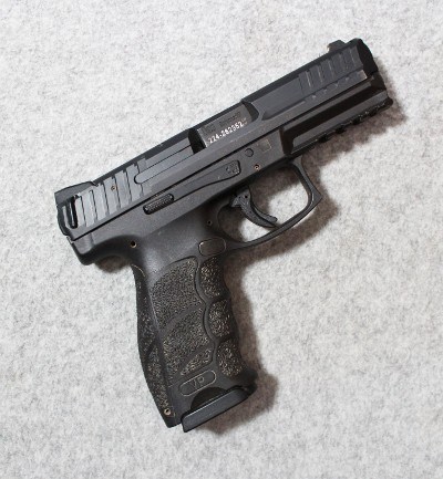 HK ~ VP 9-B ~ 9mm Luger