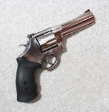 Smith & Wesson ~ 629-6 ~ .44 Magnum - 1 of 2