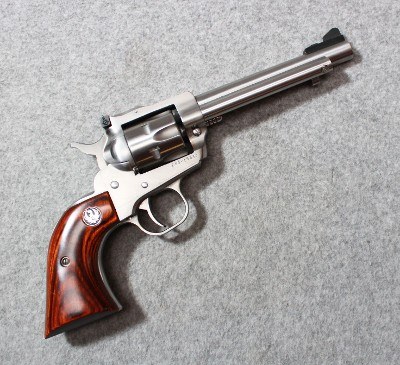 Ruger ~ New Model Single-Six ~ .22LR-.22WMR