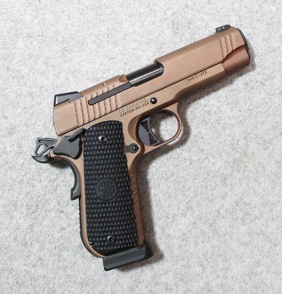 Sig Sauer ~ 1911 ~ .45 Auto