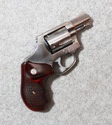 Smith & Wesson ~ 60 ~ .38 Special - 1 of 2