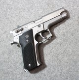 Smith & Wesson ~ 659 ~ 9mm Luger - 1 of 2